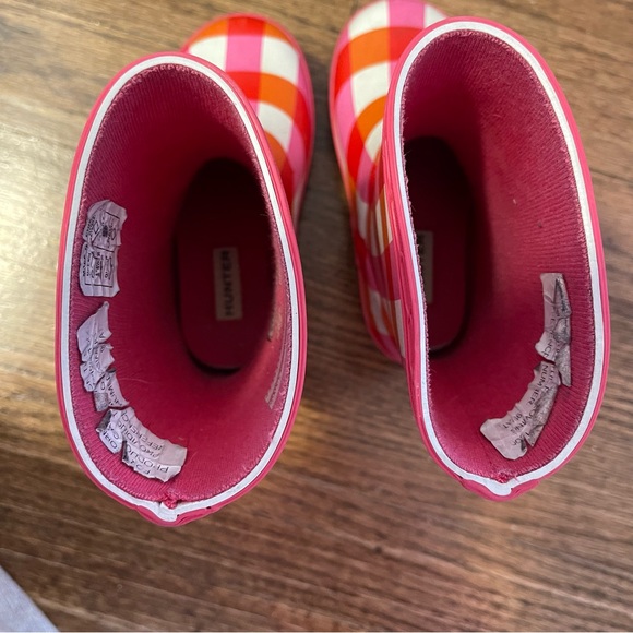 Hunter Kids First Gingham Rain Boots - Picture 7 of 9